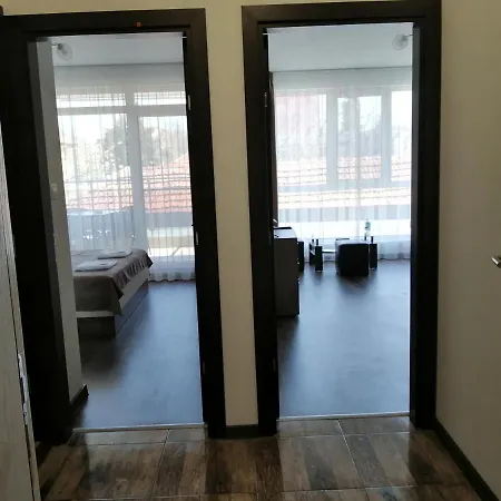 Azaria Apartment Хисаря Екстериор снимка