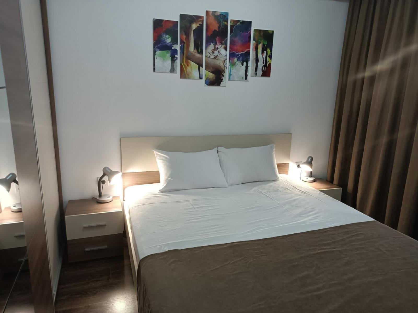 Apartment Azaria Hisarya